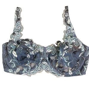 Soma Blue and White Lace Bra